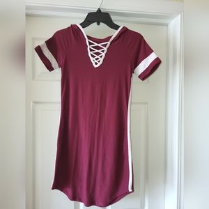No Boundaries Raglan Hooded Dress. Size Small.